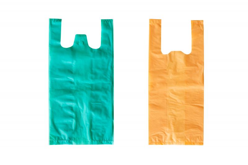 Indústria de sacolas plásticas e suas consequências ambientais
